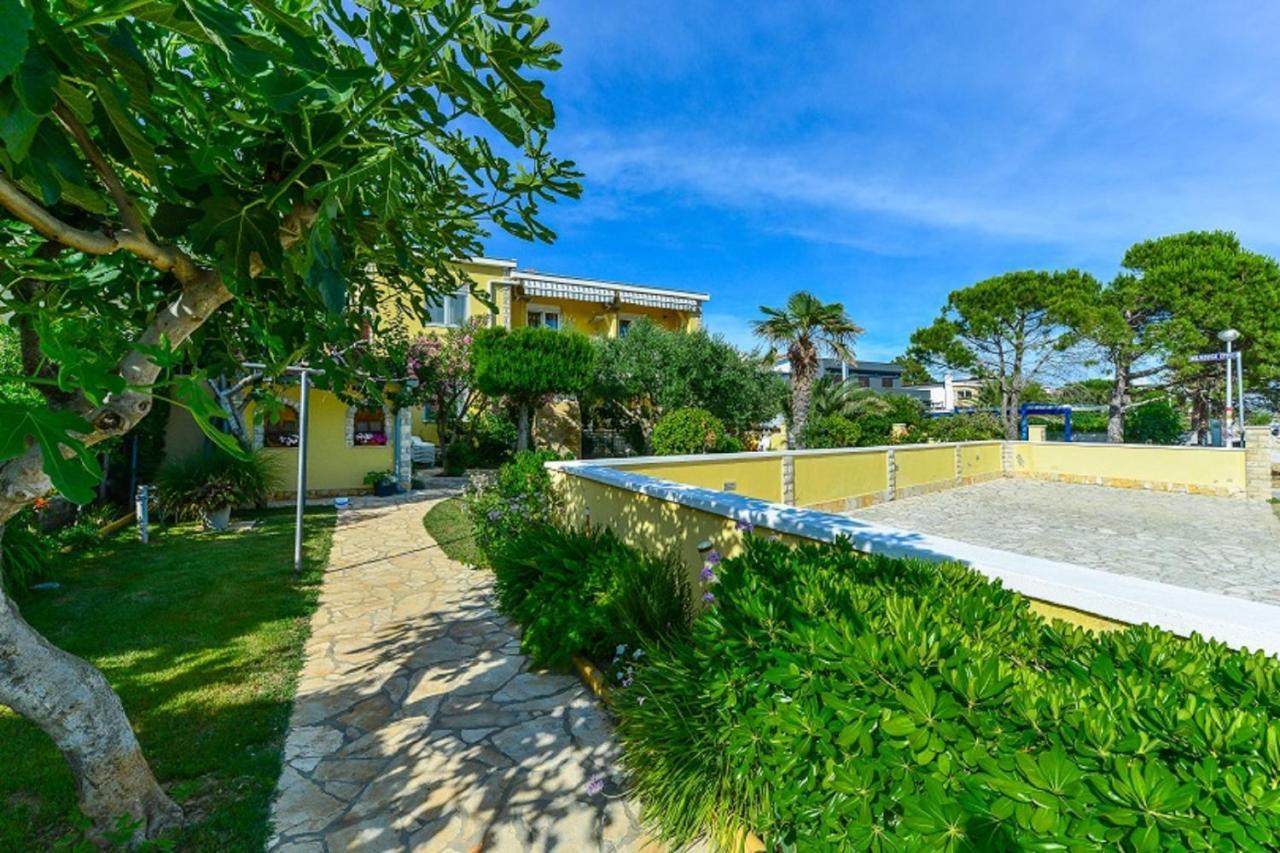Apartment House Inga Вир Екстер'єр фото