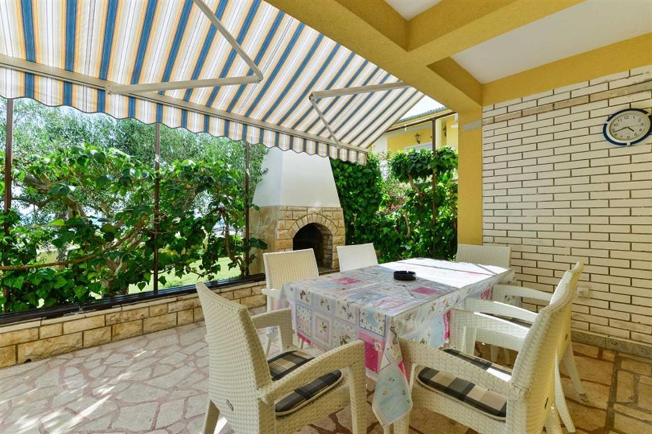 Apartment House Inga Вир Екстер'єр фото