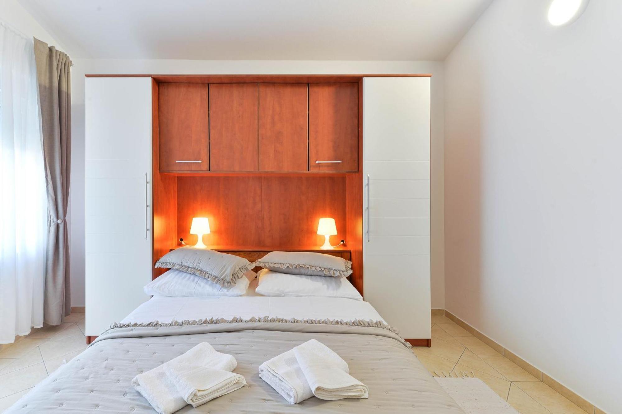 Apartment House Inga Вир Екстер'єр фото