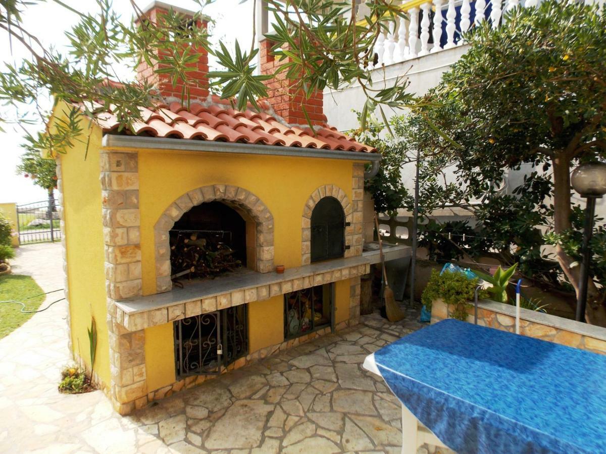 Apartment House Inga Вир Екстер'єр фото